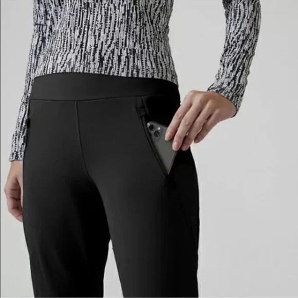 Athleta Peak Hybrid Fleece Pants Flare Lined | Black | SZ M - Picture 13 of 13